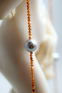 "Orange Fire" Armband facettierte 2 mm Karneole mit 4 silbernen Zuchtperlen